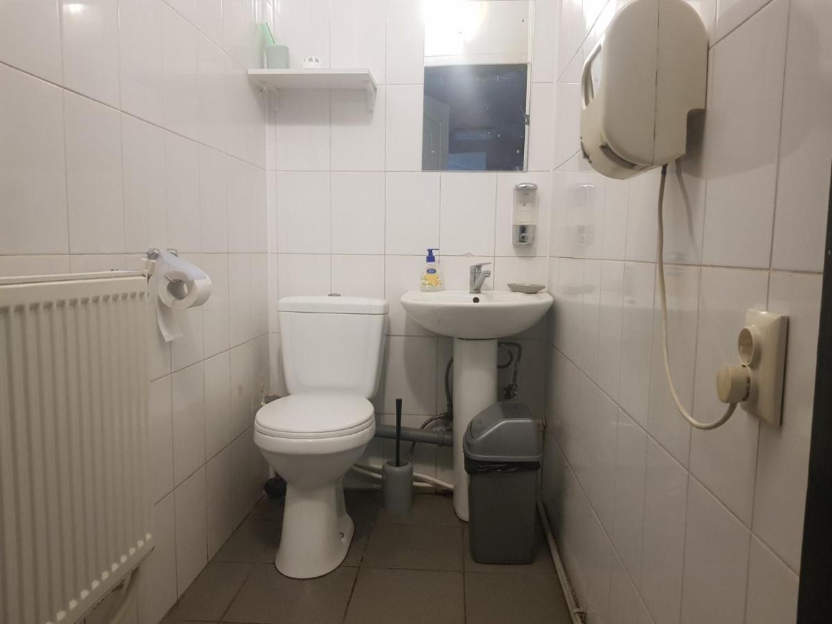 Мандри Хостел Oezjhorod Buitenkant foto